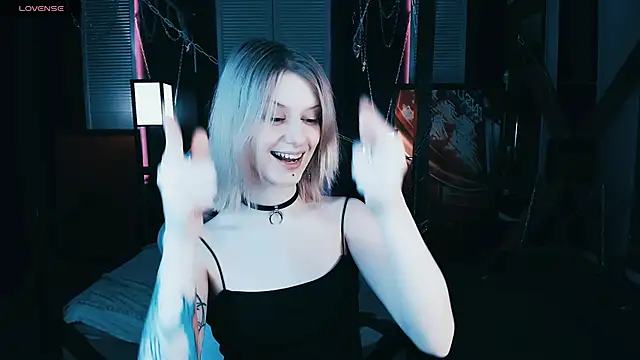 Noah ElmerX online show from 02/11/25, 04:46