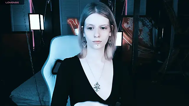 Noah ElmerX online show from 03/03/25, 04:35