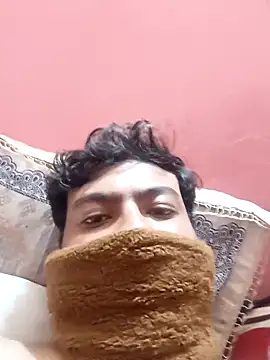 Snapshot of imrandidar22 chatting on 01/01/25, 10:03 imrandidar22 online show from 01/01/25, 10:03
