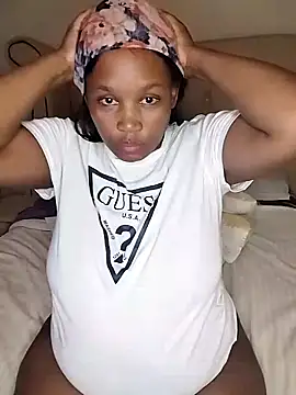 makaviwe online show from 01/21/25, 04:27