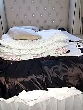 makaviwe online show from 02/12/25, 06:19