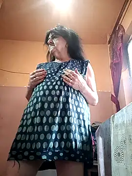 Snapshot of Lovely_Lori chatting on 10/17/25, 05:32 Lovely Lori online show from 10/17/25, 05:32