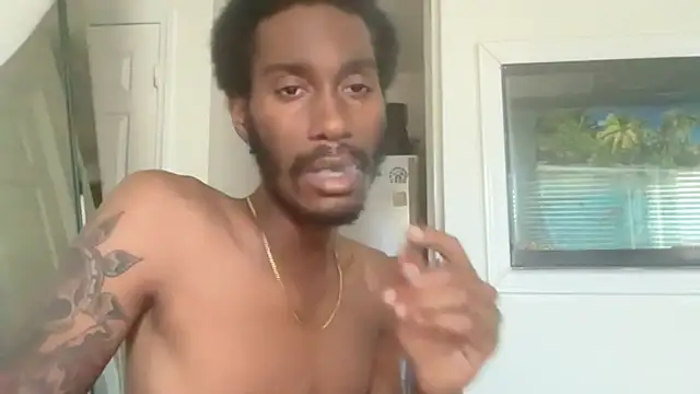 Snapshot of ITSONLYKENNY chatting on 10/14/25, 02:29 ITSONLYKENNY online show from 10/14/25, 02:29