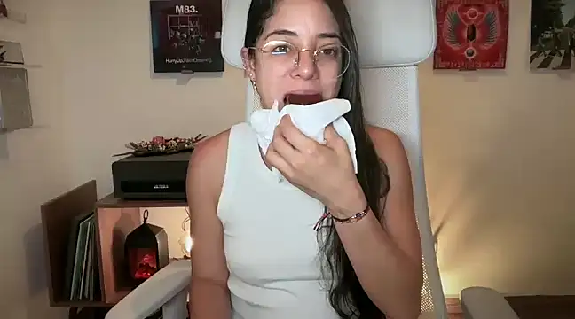 adriana  sosa  online show from 01/08/25, 11:09