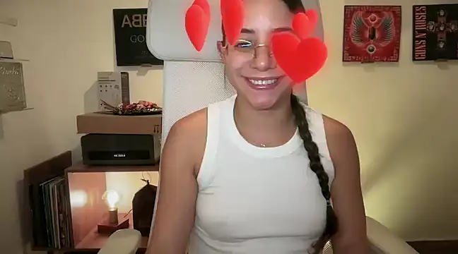 adriana  sosa  online show from 02/13/25, 10:54