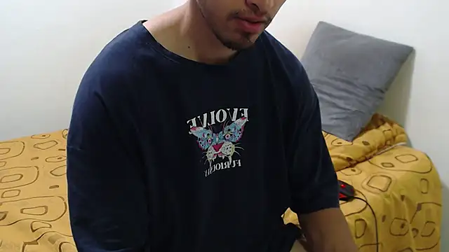 Snapshot of darekgates chatting on 03/10/25, 02:26 darekgates online show from 03/10/25, 02:26