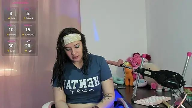 chubby vanniie  online show from 10/16/25, 04:08