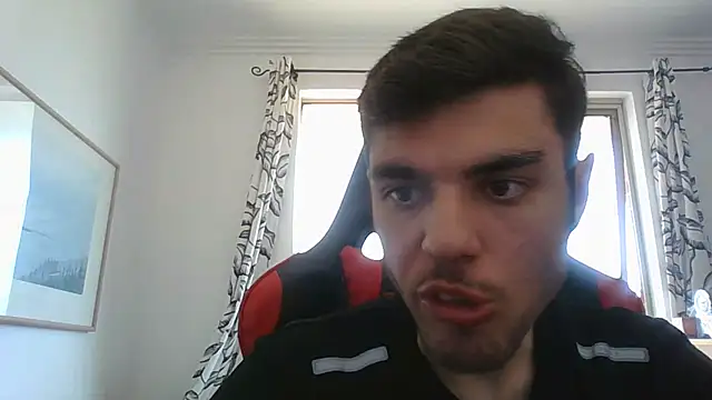 Snapshot of Omarnede chatting on 03/05/25, 06:33 Omarnede online show from 03/05/25, 06:33