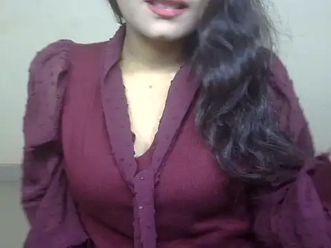 Snapshot of Lusty_Wife1 chatting on 12/15/24, 06:26 Lusty Wife1 online show from 12/15/24, 06:26