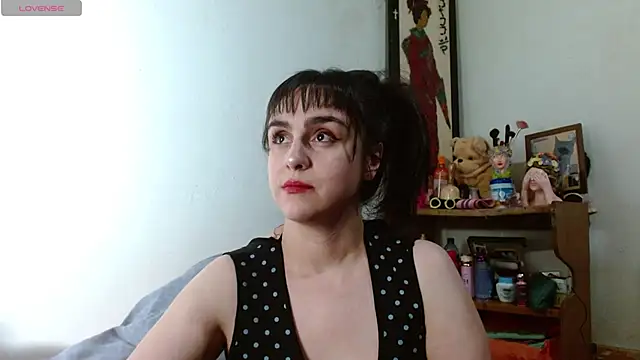 collette beaufoy  online show from 10/19/25, 10:21