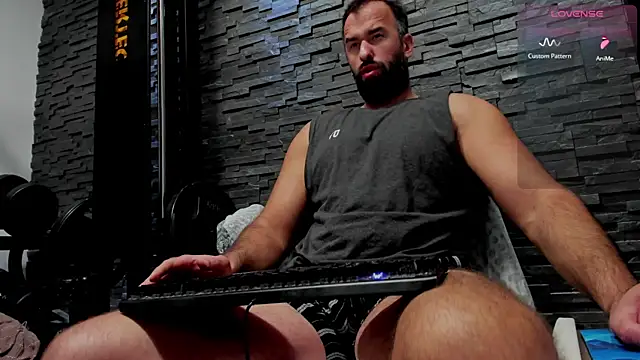 Snapshot of David_Big_Daddy chatting on 10/06/25, 05:32 David Big Daddy online show from 10/06/25, 05:32