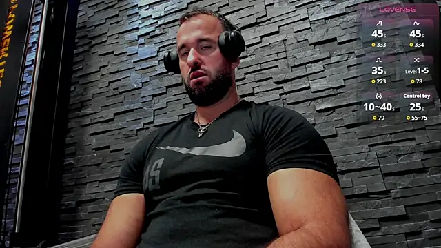 Snapshot of David_Big_Daddy chatting on 10/09/25, 10:41 David Big Daddy online show from 10/09/25, 10:41