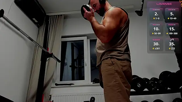 Snapshot of David_Big_Daddy chatting on 10/13/25, 10:32 David Big Daddy online show from 10/13/25, 10:32