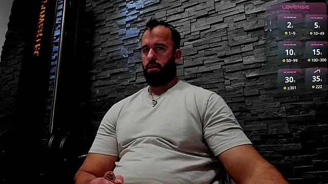 Snapshot of David_Big_Daddy chatting on 10/25/25, 09:20 David Big Daddy online show from 10/25/25, 09:20