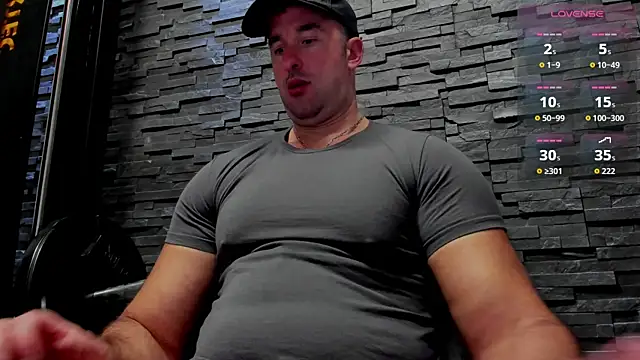 Snapshot of David_Big_Daddy chatting on 10/28/25, 12:58 David Big Daddy online show from 10/28/25, 12:58