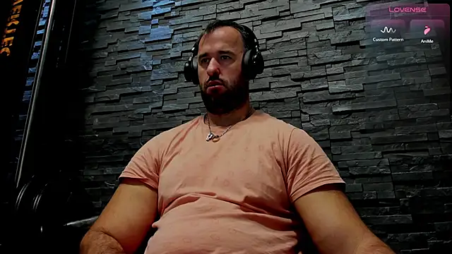 Snapshot of David_Big_Daddy chatting on 11/08/25, 08:40 David Big Daddy online show from 11/08/25, 08:40