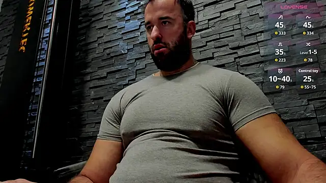 Snapshot of David_Big_Daddy chatting on 11/14/25, 04:00 David Big Daddy online show from 11/14/25, 04:00