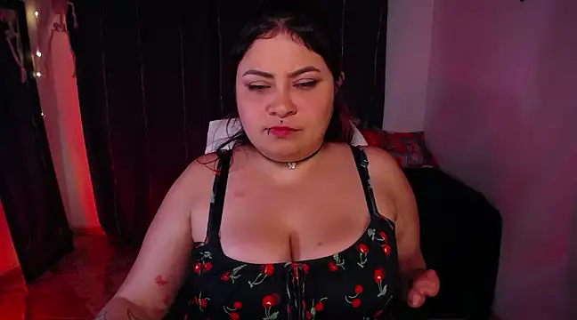 Snapshot of bad_scarlett1 chatting on 01/27/25, 12:43 bad scarlett1 online show from 01/27/25, 12:43