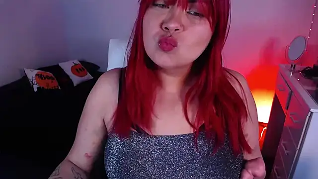 Snapshot of bad_scarlett1 chatting on 11/02/25, 11:40 bad scarlett1 online show from 11/02/25, 11:40