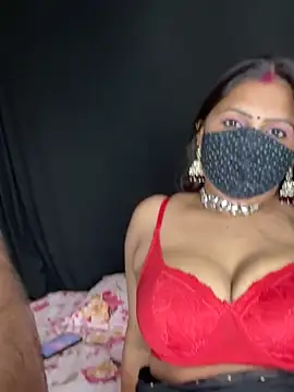 Indian AvaAddams online show from 10/13/25, 04:51