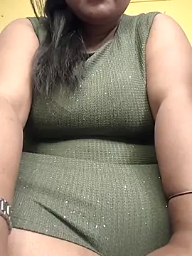 Snapshot of flamingoss chatting on 11/13/25, 06:40 flamingoss online show from 11/13/25, 06:40