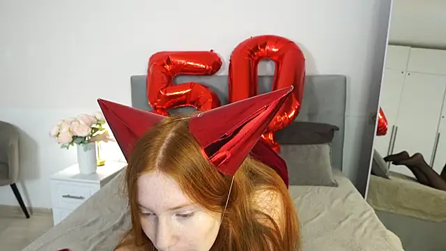 FiaMoor online show from 10/10/25, 12:15