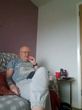 FriendlyDave online show from 02/10/25, 08:20