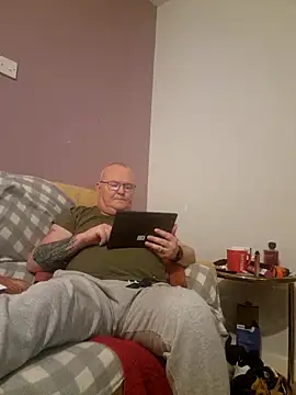 FriendlyDave online show from 02/26/25, 05:09