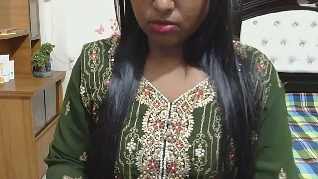 Snapshot of esita_1212 chatting on 10/09/25, 01:53 esita 1212 online show from 10/09/25, 01:53