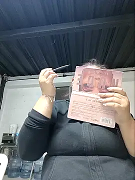 silvia lane online show from 10/24/25, 03:47