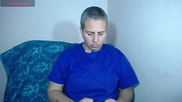 Yessi rousse online show from 01/17/25, 09:50