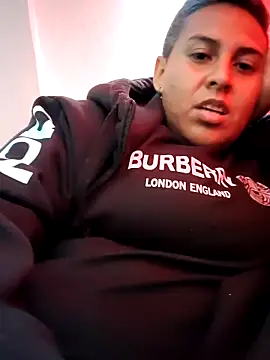 Yessi rousse online show from 03/05/25, 07:27