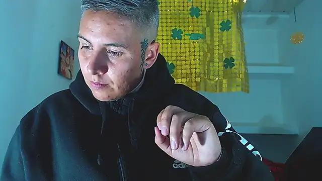 Yessi rousse online show from 03/18/25, 03:53