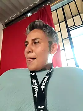 Yessi rousse online show from 10/20/25, 06:41