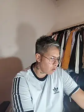 Yessi rousse online show from 11/03/25, 11:26