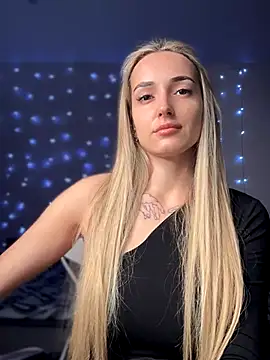 Snapshot of minalawarden chatting on 10/14/25, 10:05 minalawarden online show from 10/14/25, 10:05