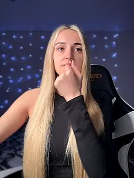 Snapshot of minalawarden chatting on 10/16/25, 10:49 minalawarden online show from 10/16/25, 10:49