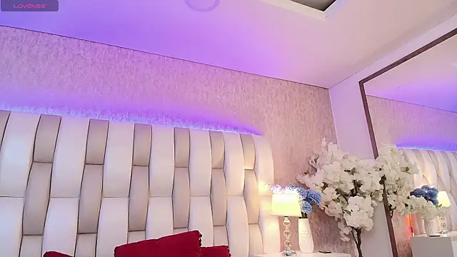 Rebeca jones online show from 03/13/25, 02:01