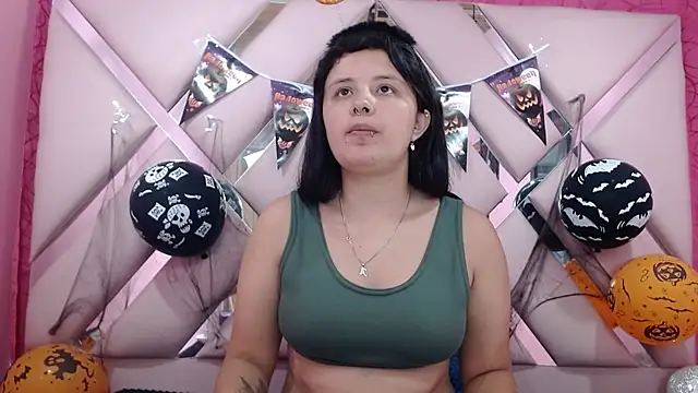 nathaly low1 online show from 11/01/25, 03:08