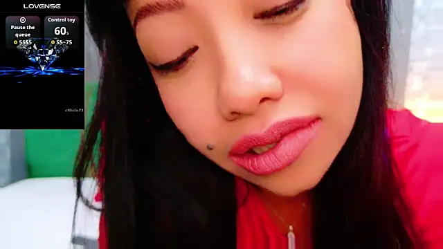 ElyaQuinn online show from 10/17/25, 07:00