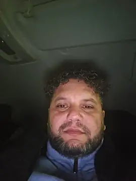 Juliani888 online show from 11/22/25, 05:34