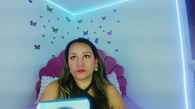 paula brausin online show from 09/28/25, 04:56