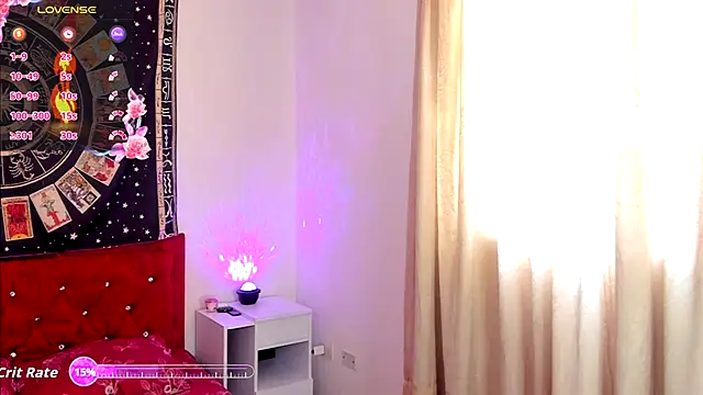 luna del rey  online show from 09/27/25, 04:45