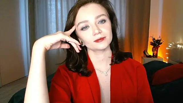 Snapshot of Shadow_Passion chatting on 01/07/25, 07:42 Shadow Passion online show from 01/07/25, 07:42