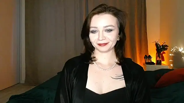 Snapshot of Shadow_Passion chatting on 01/09/25, 10:52 Shadow Passion online show from 01/09/25, 10:52