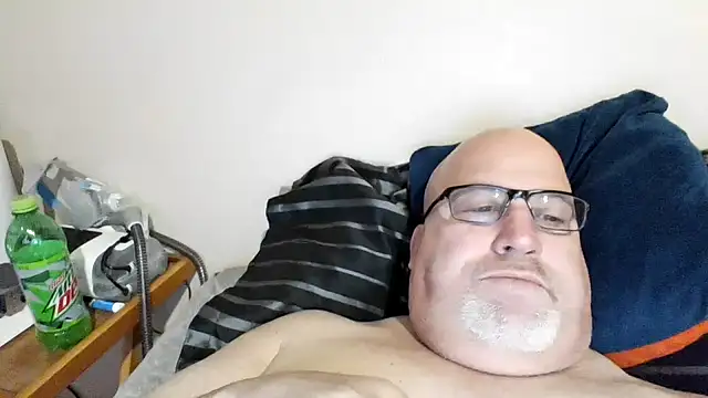 Snapshot of Bigbear0563 chatting on 01/10/25, 04:09 Bigbear0563 online show from 01/10/25, 04:09