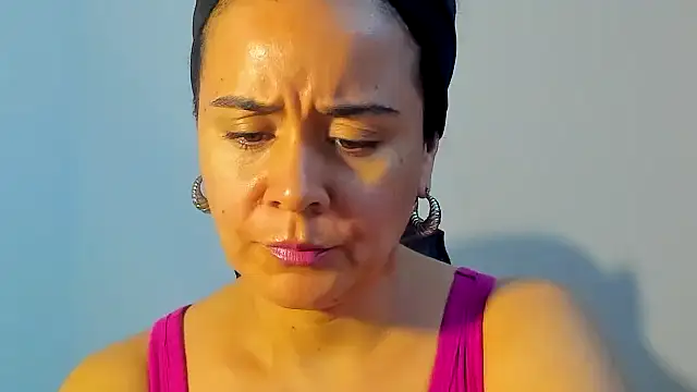 Sami Hotie1 online show from 11/12/25, 11:03