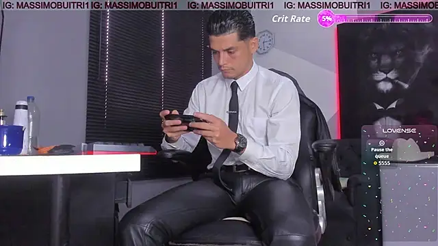 massimo g online show from 10/21/25, 01:23