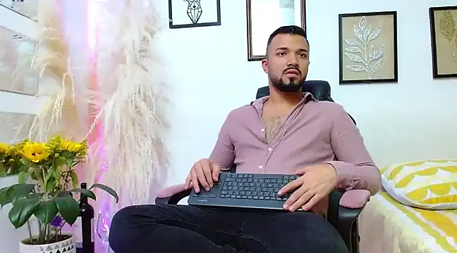 Snapshot of mathew_vidal1 chatting on 02/04/25, 10:13 mathew vidal1 online show from 02/04/25, 10:13