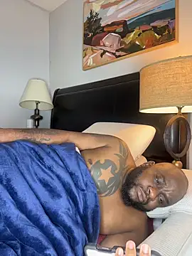 Snapshot of africandickxxl chatting on 11/12/25, 09:58 africandickxxl online show from 11/12/25, 09:58